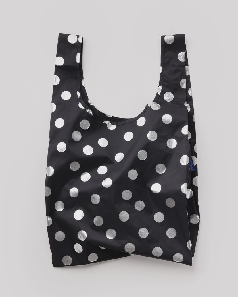 Silver Metallic Dot Standard