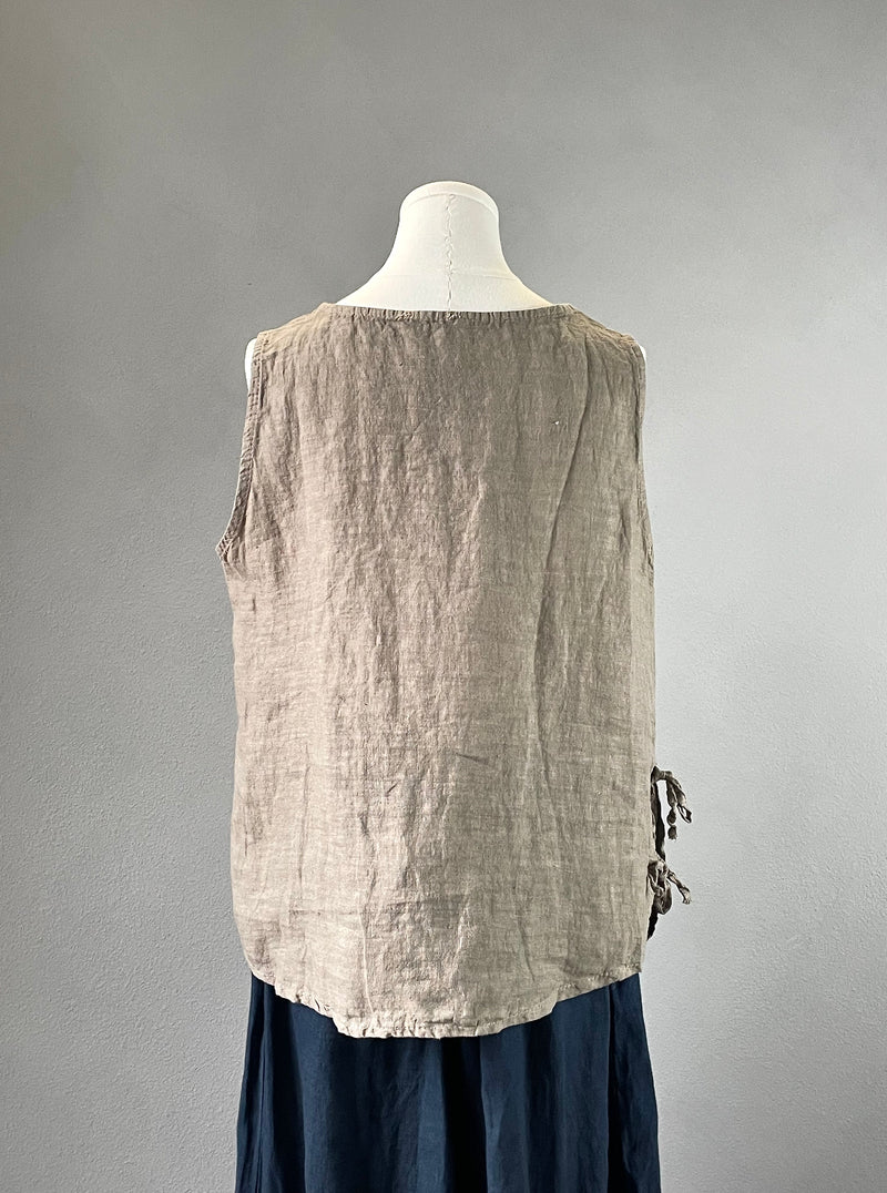 Briar Linen Top