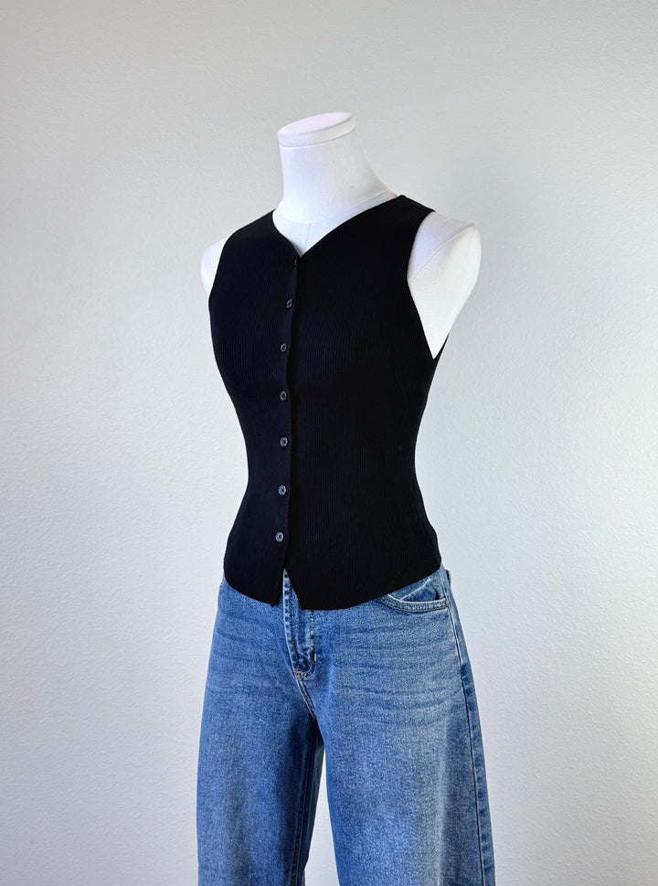 Castillo Vest