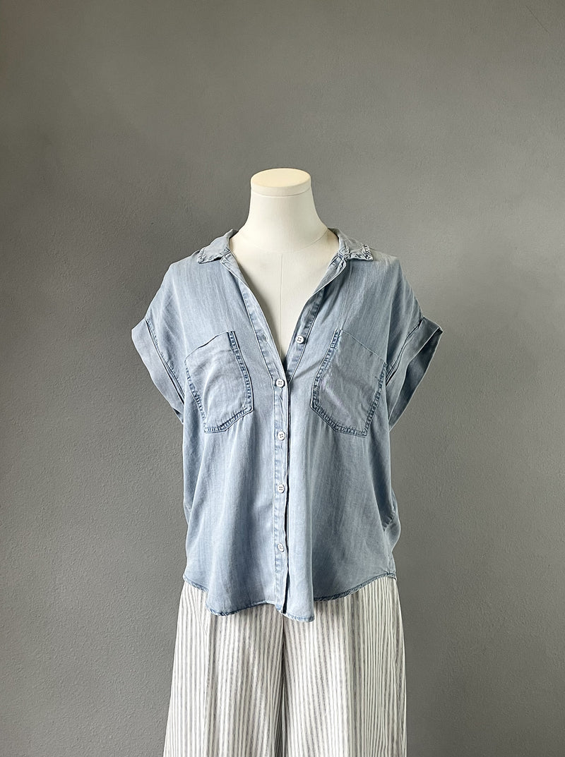 Chambray Button Up