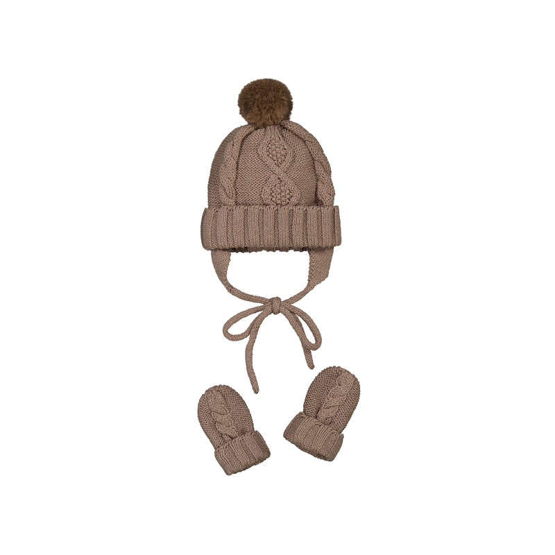 Hat &amp; Mittens Set