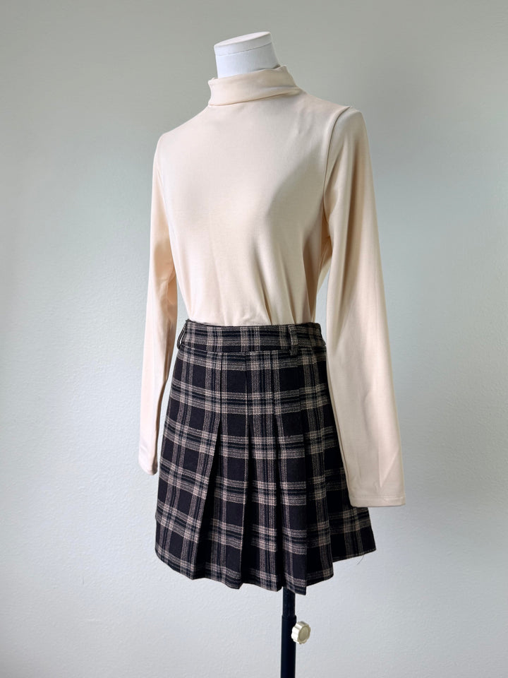 Gladys Skort