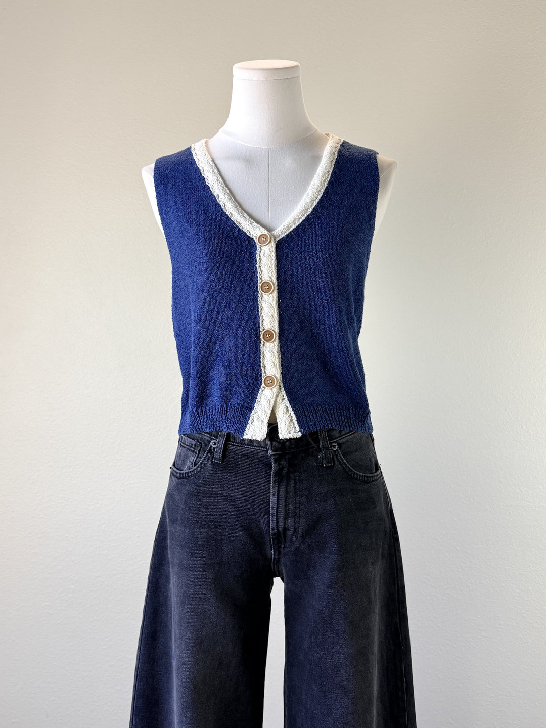 Irelia Vest