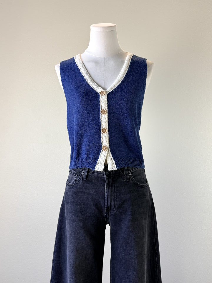 Irelia Vest