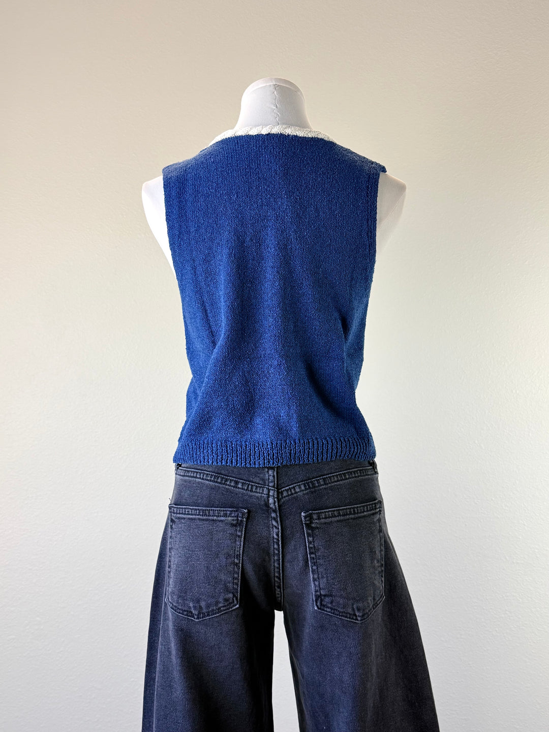 Irelia Vest