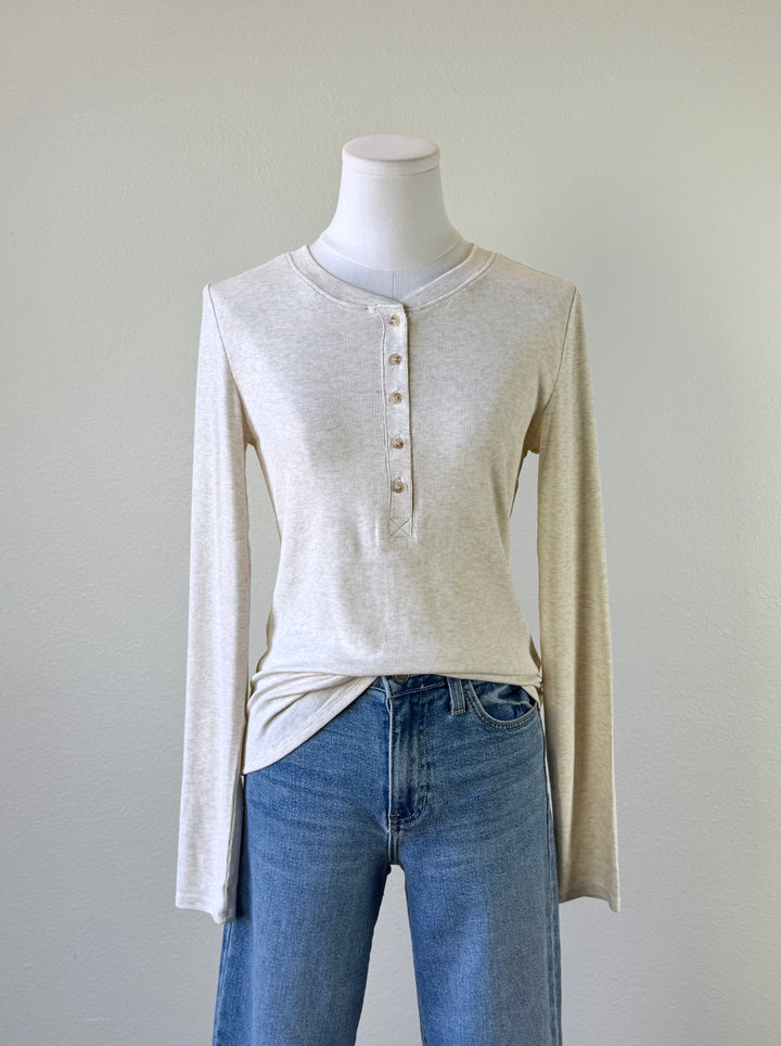 Jenavieve Longsleeve Henley