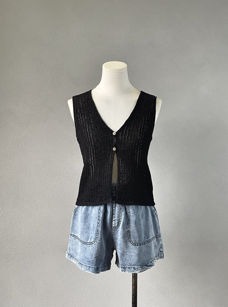 Landry V-Neck Vest