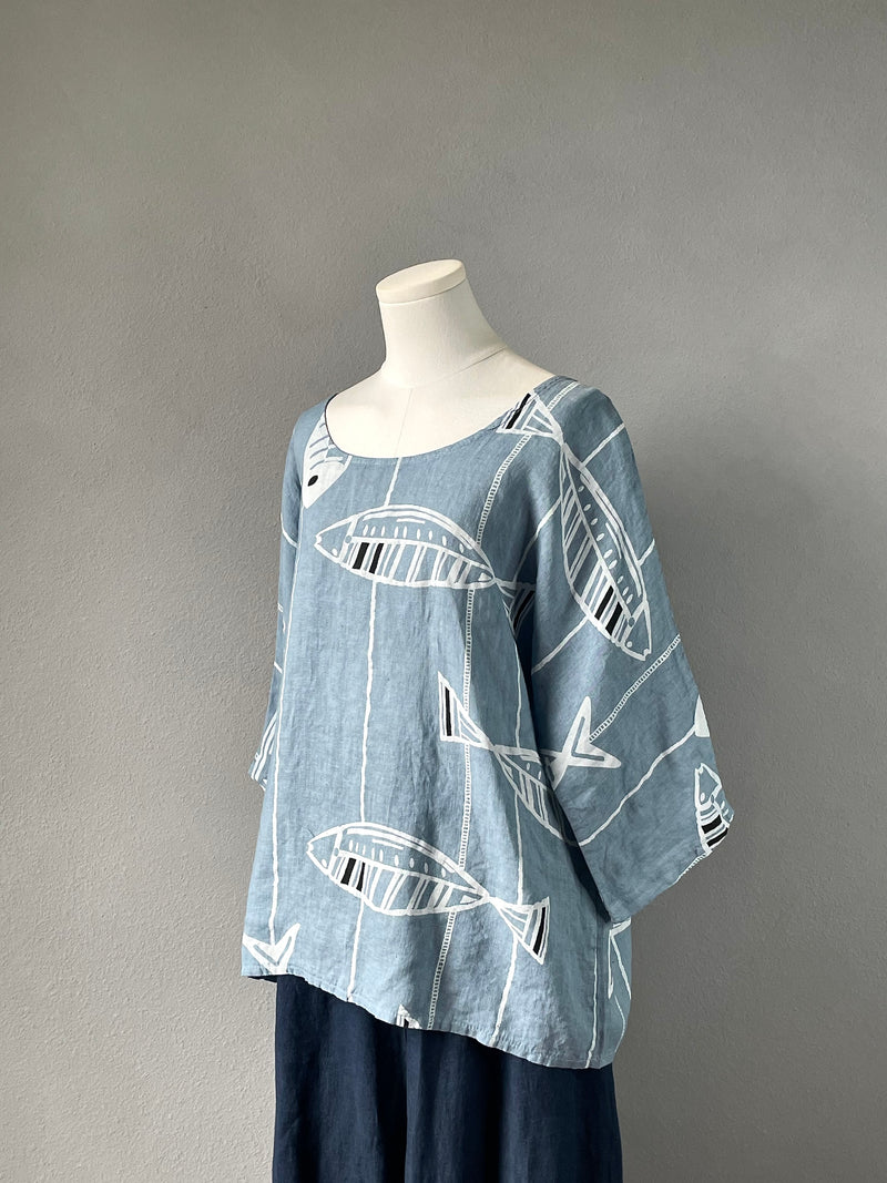 Linen Fish Top