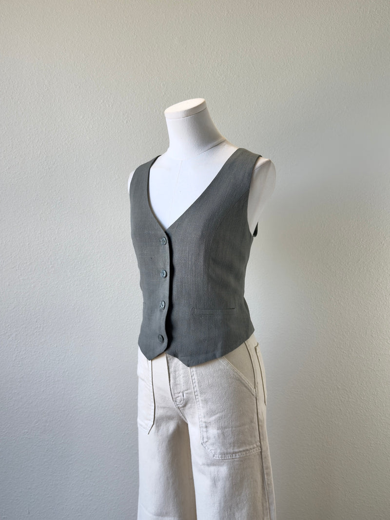Montgomery Vest