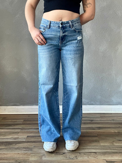 Raegen Wide Leg Jean