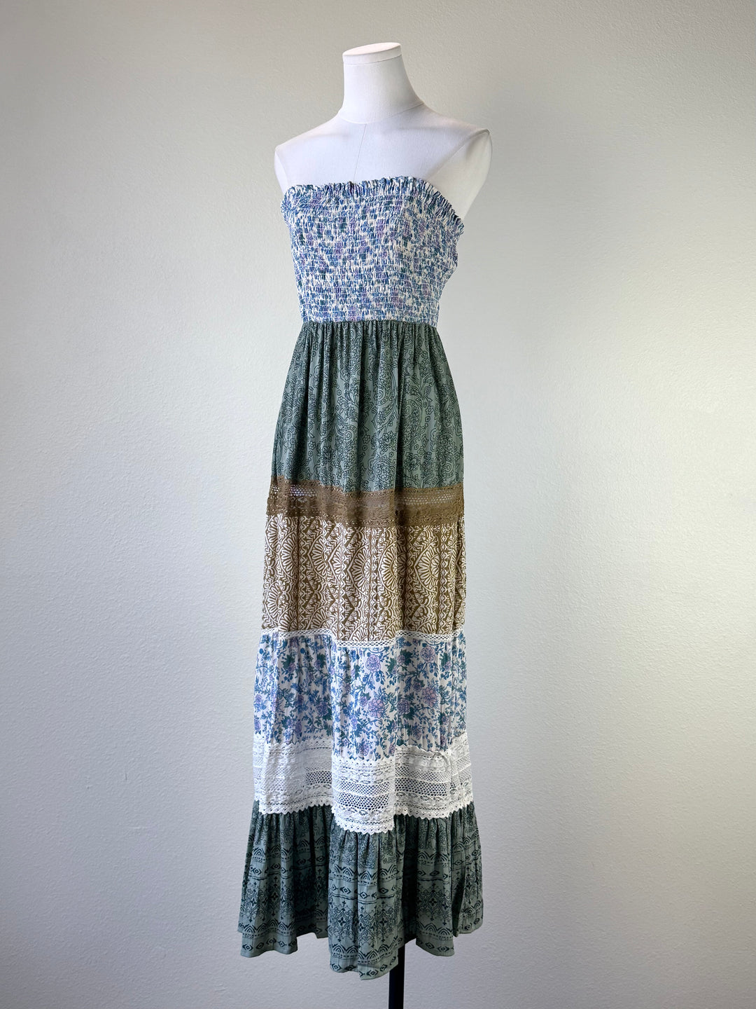 Vivian Maxi