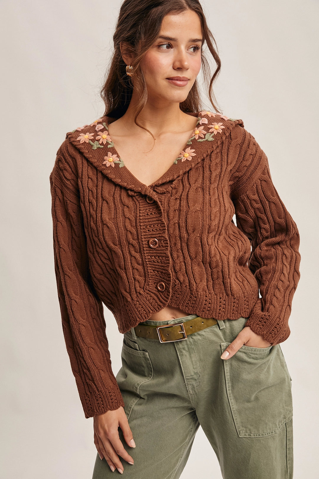 Embroidered Collar Cardigan
