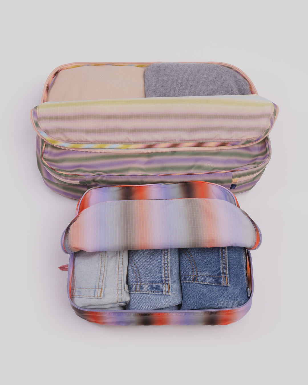 Gradient Stripes Large Packing Cubes