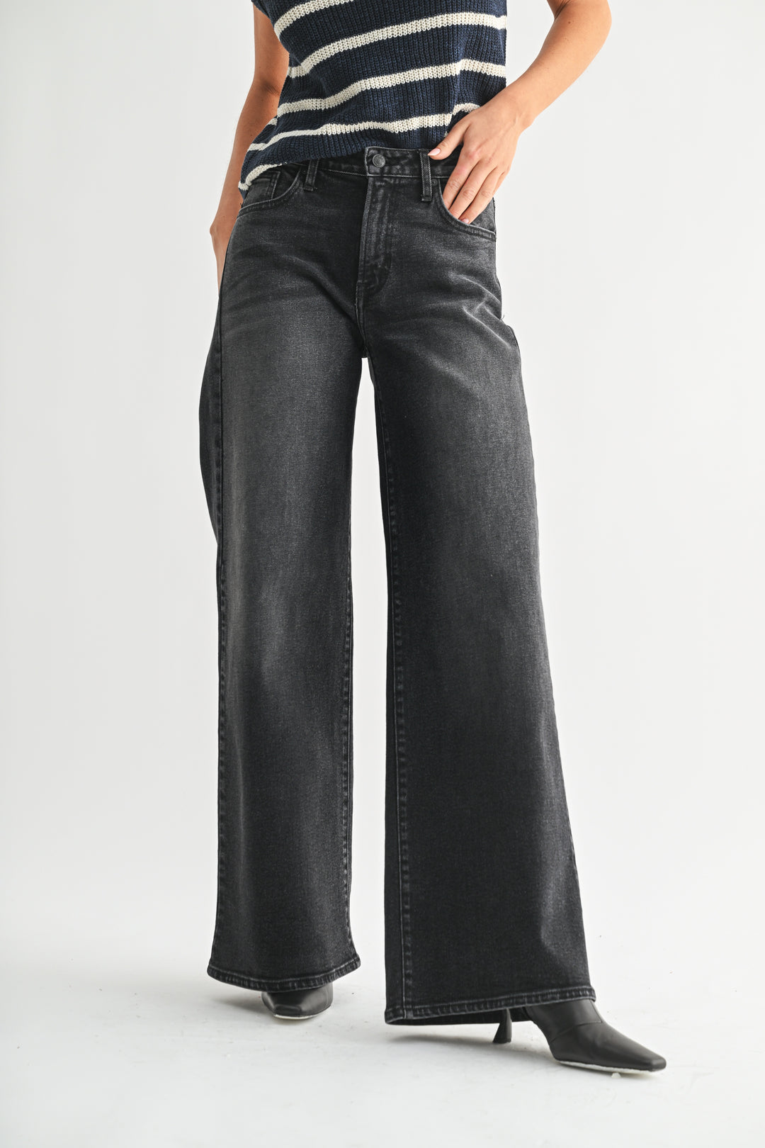 Cora Ultra Wide Jean